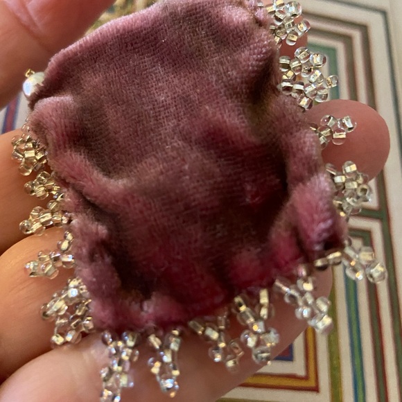 Stunning Velvet Amulet/Pendant Bag Necklace With Delicate Beadwork - OOAK - Picture 8 of 12
